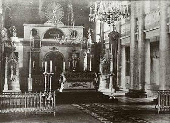 Внутренний вид Александро-Невской церкви Гатчинского Сиротского института, где служил о. Василий Чебышев