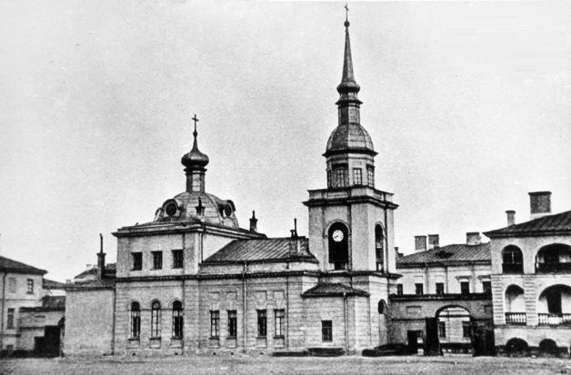 Старое здание церкви Кавалергардского полка. Существовало с XVIII века